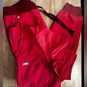 Pre-Loved Figs Scrubs Set (Orange-Red Color)